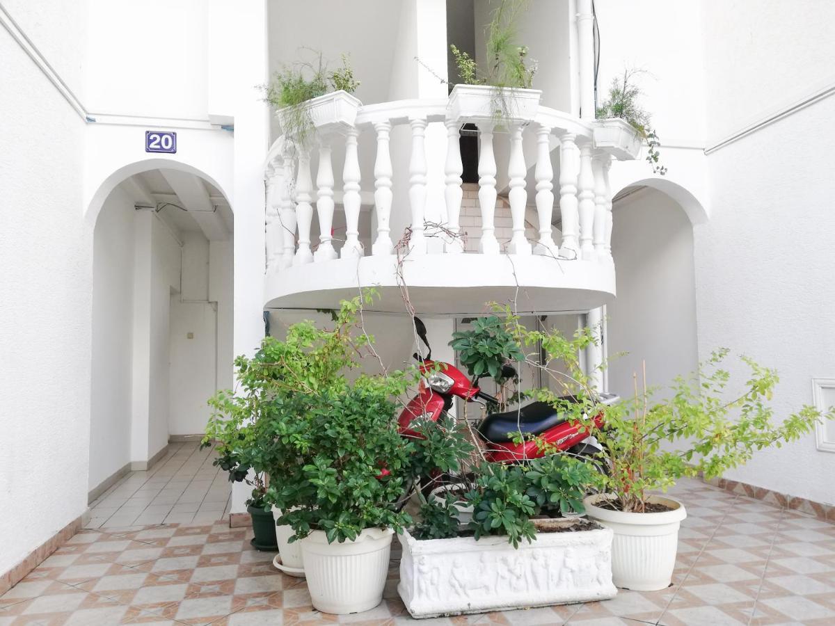 Apartment Azalea Of Budva Exterior foto